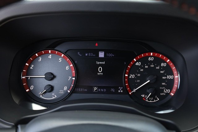Nissan Frontier Vehicle Image 11