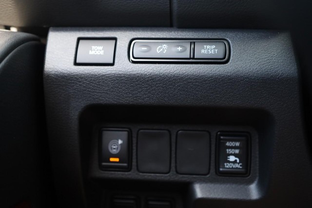 Nissan Frontier Vehicle Image 21
