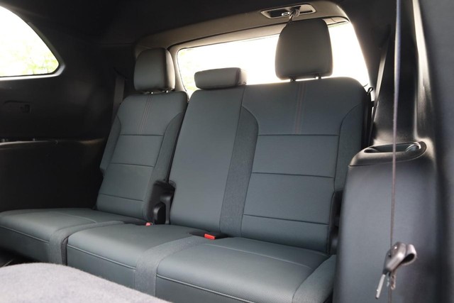 GMC Acadia Vehicle Full-screen Gallery Image 27