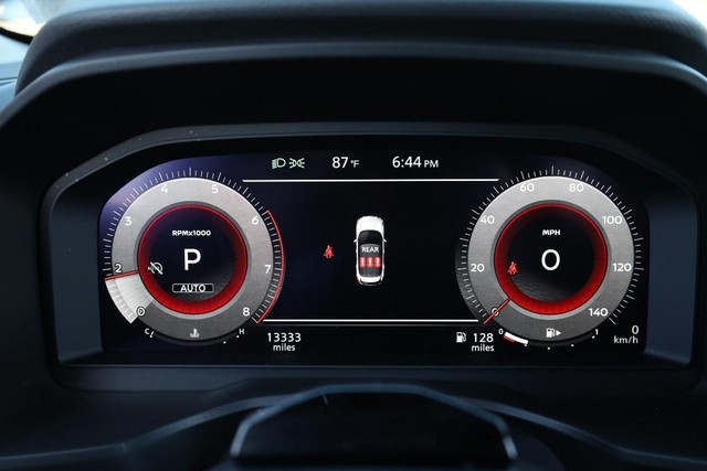 Nissan Rogue Vehicle Image 12
