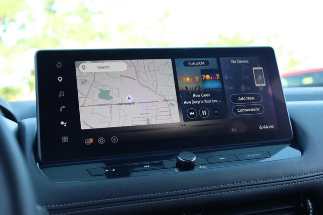 Nissan Rogue Vehicle Image 13