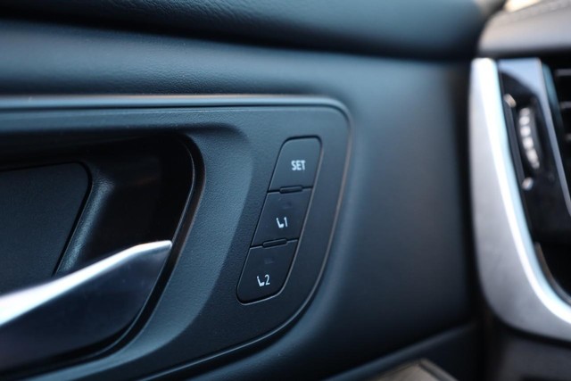Nissan Rogue Vehicle Image 21