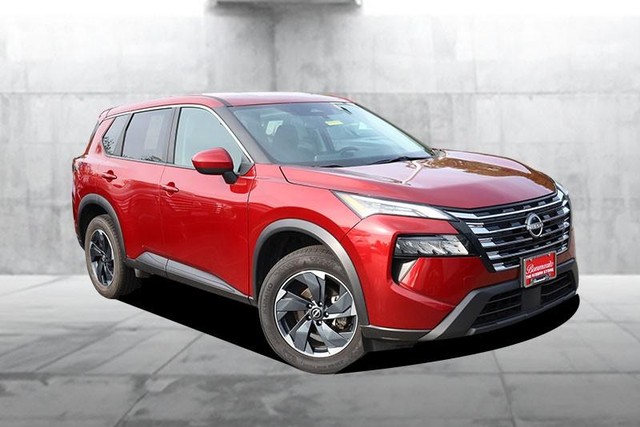 Nissan Rogue Vehicle Full-screen Gallery Image 2