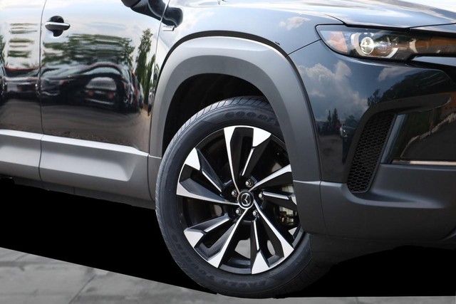 Mazda CX-50 Hybrid Vehicle Full-screen Gallery Image 3