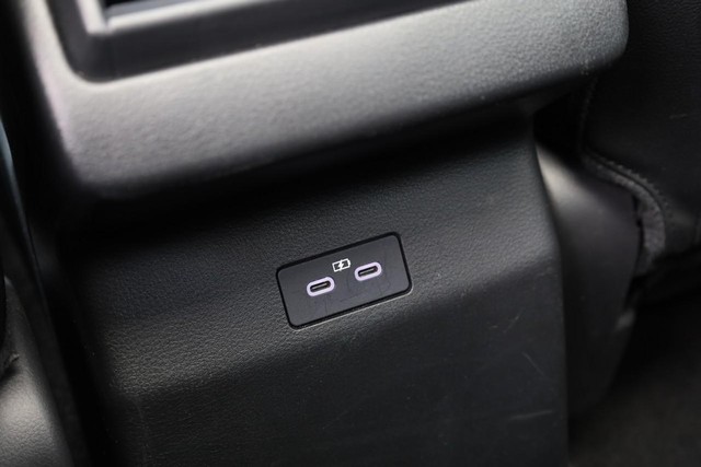 Mazda CX-50 Hybrid Vehicle Full-screen Gallery Image 19