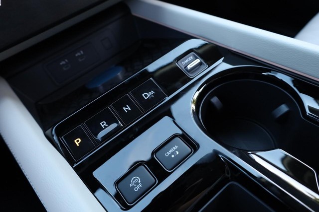 Nissan Murano Vehicle Image 20