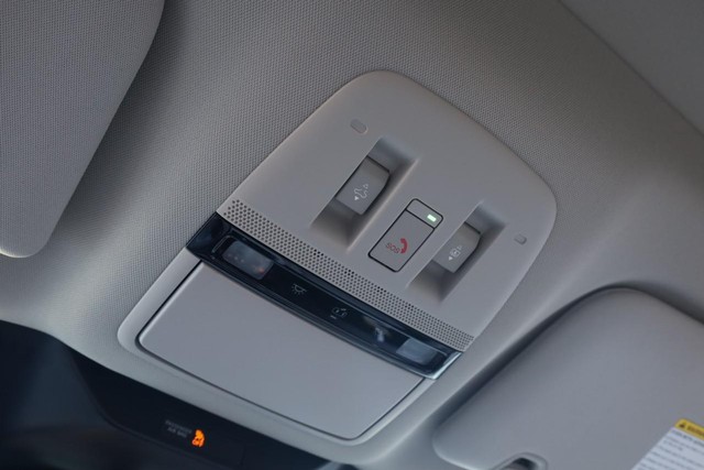 Nissan Murano Vehicle Image 21