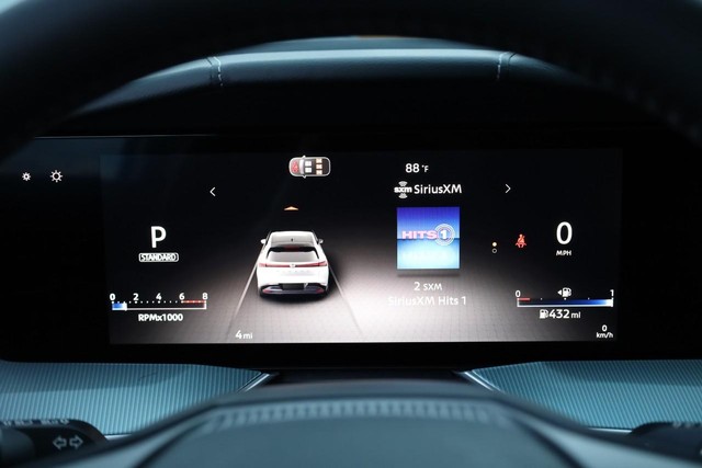Nissan Murano Vehicle Image 12