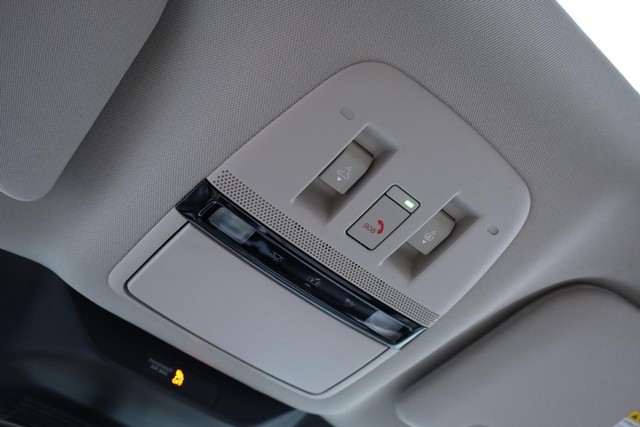 Nissan Murano Vehicle Image 20