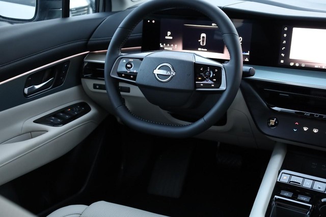 Nissan Murano Vehicle Image 28