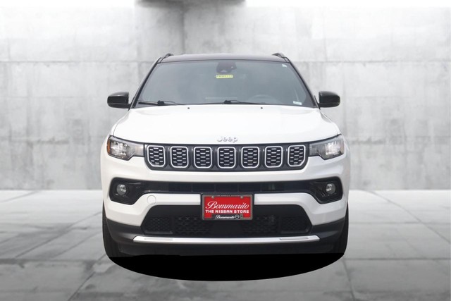 Jeep Compass Vehicle Image 04