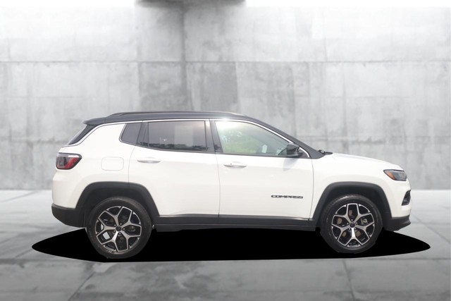 Jeep Compass Vehicle Image 05
