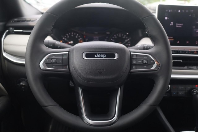 Jeep Compass Vehicle Image 08