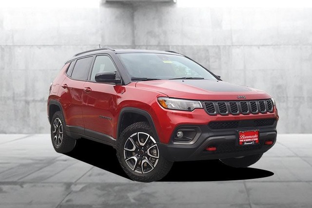 Jeep Compass Vehicle Image 02