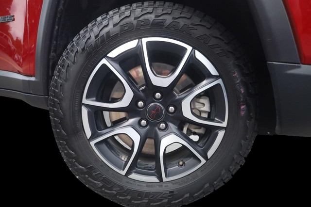 Jeep Compass Vehicle Image 03