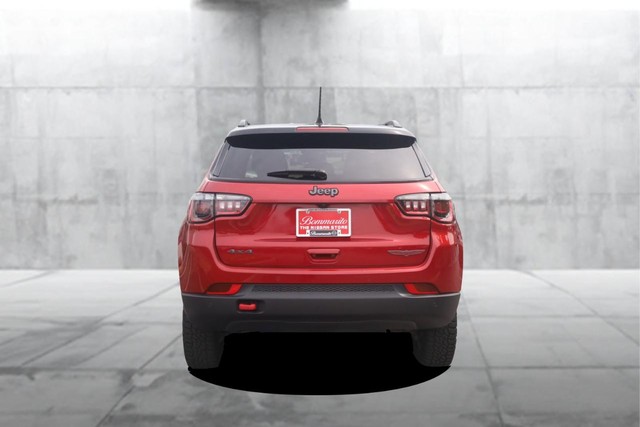 Jeep Compass Vehicle Image 06