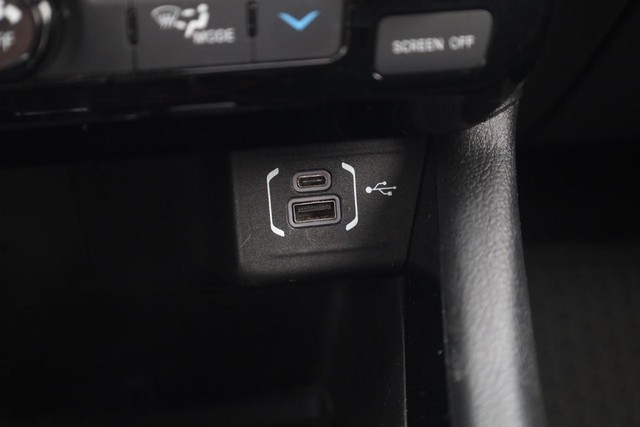 Jeep Compass Vehicle Image 17