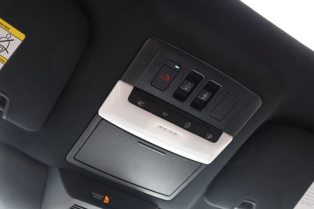 Nissan Pathfinder Vehicle Image 20