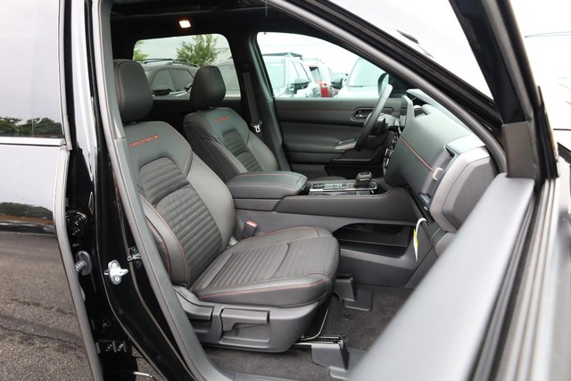 Nissan Pathfinder Vehicle Image 29