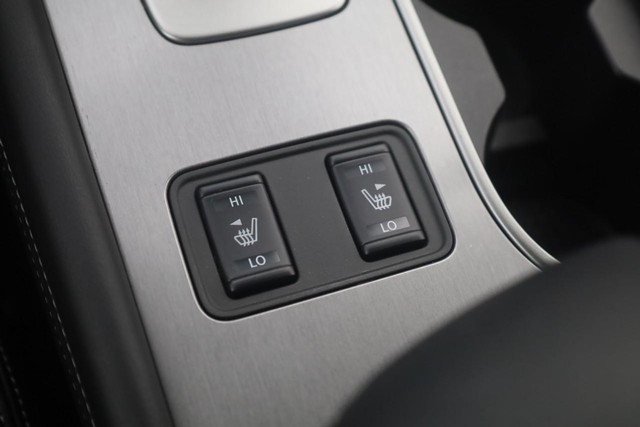 Nissan Murano Vehicle Image 18