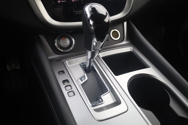 Nissan Murano Vehicle Image 19
