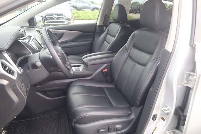 Nissan Murano Vehicle Image 20