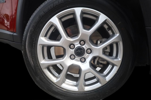 Jeep Compass Vehicle Image 03