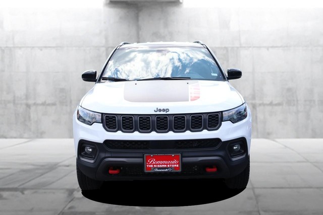 Jeep Compass Vehicle Image 04