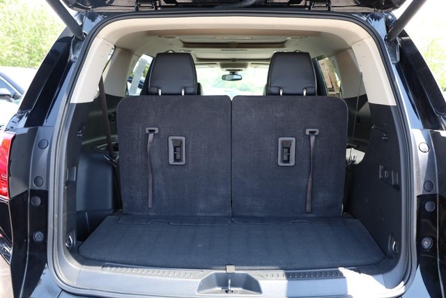 GMC Acadia Vehicle Full-screen Gallery Image 07