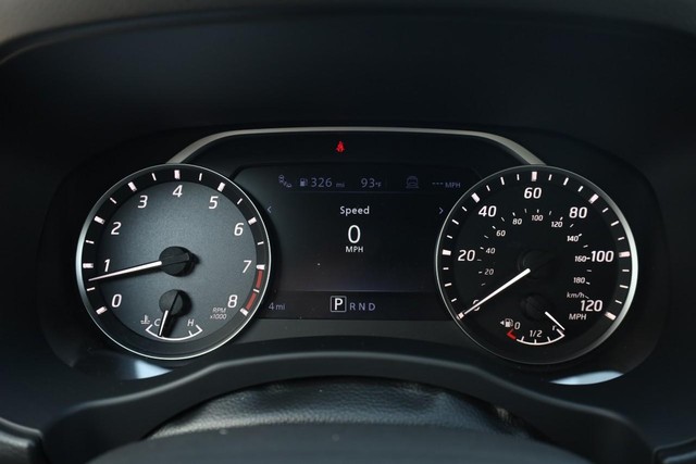 Nissan Frontier Vehicle Image 10