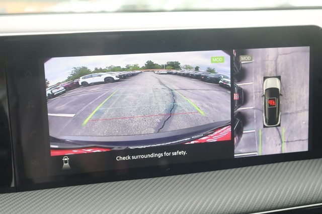 Nissan Kicks Vehicle Image 14