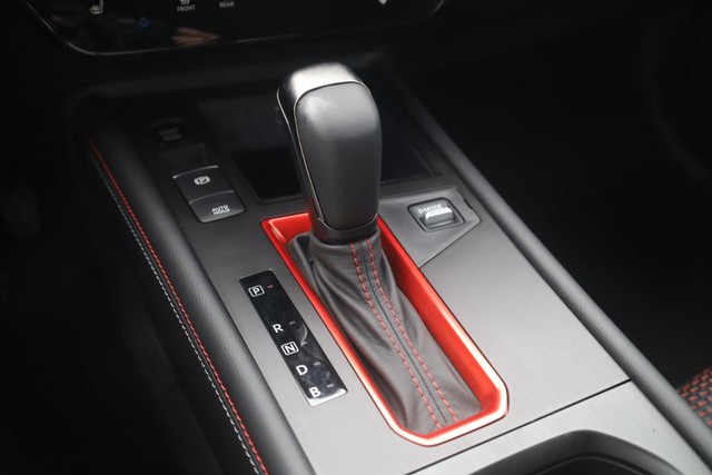 Nissan Kicks Vehicle Image 18