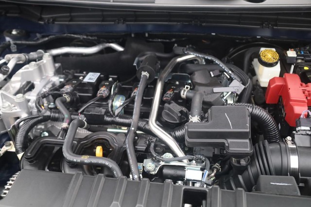 Nissan Kicks Vehicle Image 23