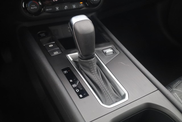 Nissan Kicks Vehicle Image 18