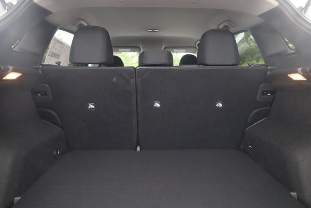 Nissan Kicks Vehicle Image 22