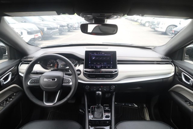 Jeep Compass Vehicle Image 07