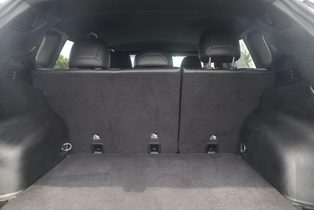 Jeep Compass Vehicle Image 22