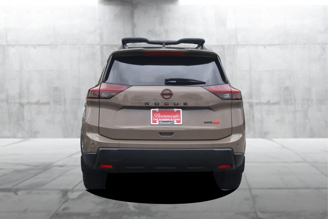 Nissan Rogue Vehicle Image 06