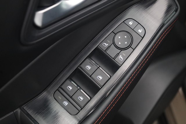 Nissan Rogue Vehicle Image 11