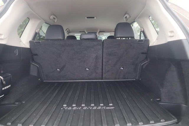Nissan Rogue Vehicle Image 23