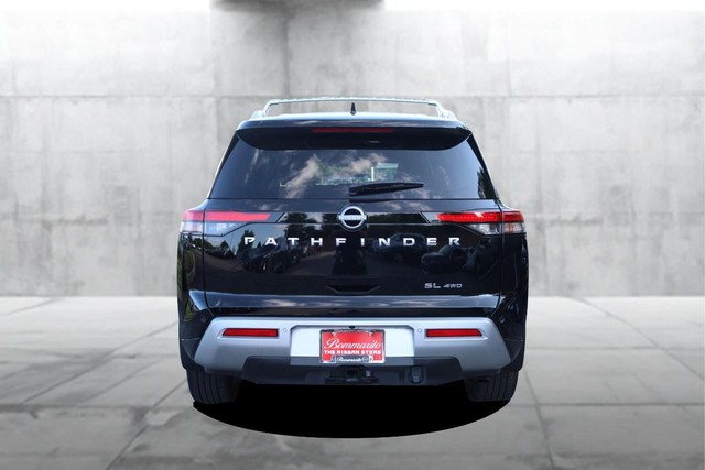 Nissan Pathfinder Vehicle Image 06