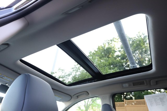 Nissan Pathfinder Vehicle Image 12