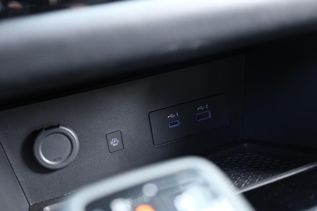 Nissan Pathfinder Vehicle Image 19