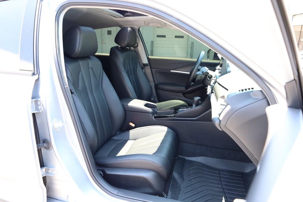 Acura Integra Vehicle Full-screen Gallery Image 24