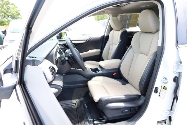 Subaru Outback Vehicle Image 09