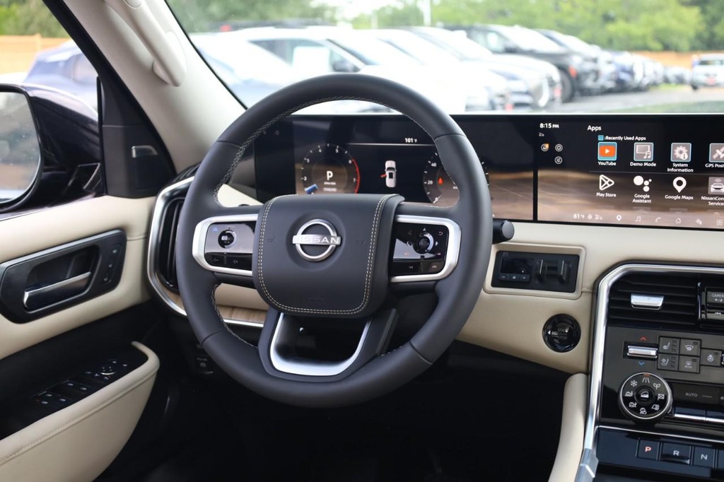 Nissan Armada Vehicle Image 22