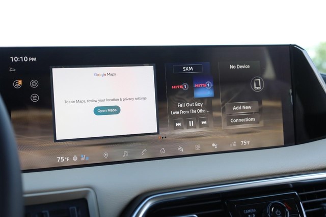 Nissan Armada Vehicle Full-screen Gallery Image 15