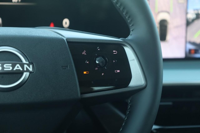 Nissan Murano Vehicle Image 09