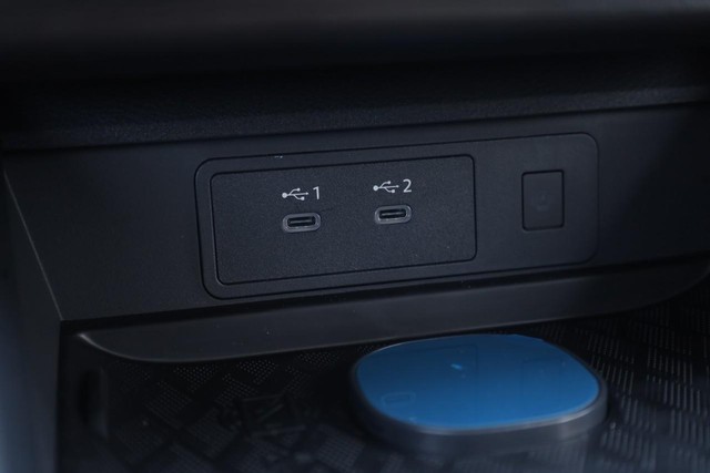 Nissan Murano Vehicle Image 18