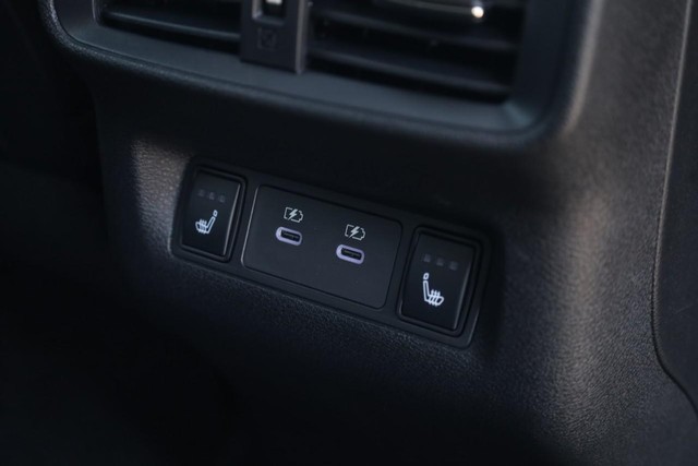 Nissan Murano Vehicle Image 23